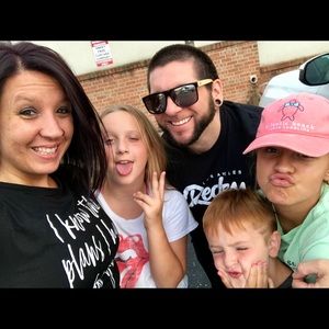 Meet your Posher, Sara